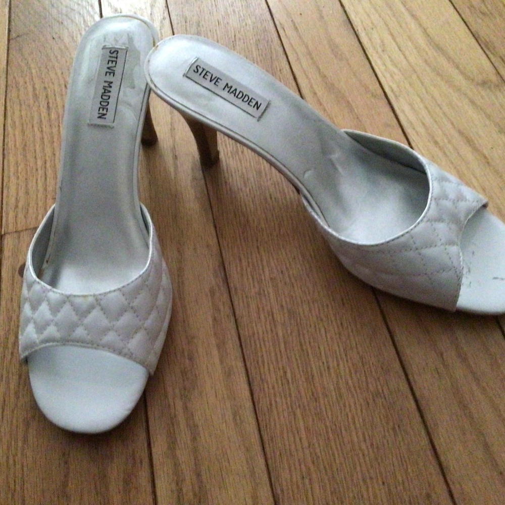 Steve Madden white patent heels